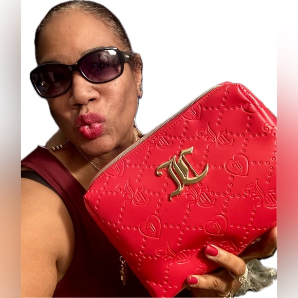 Juicy Couture Handbags - 🔥🔥NEW Juicy Couture Travel Cosmetic Bag & EUC Sunglasses